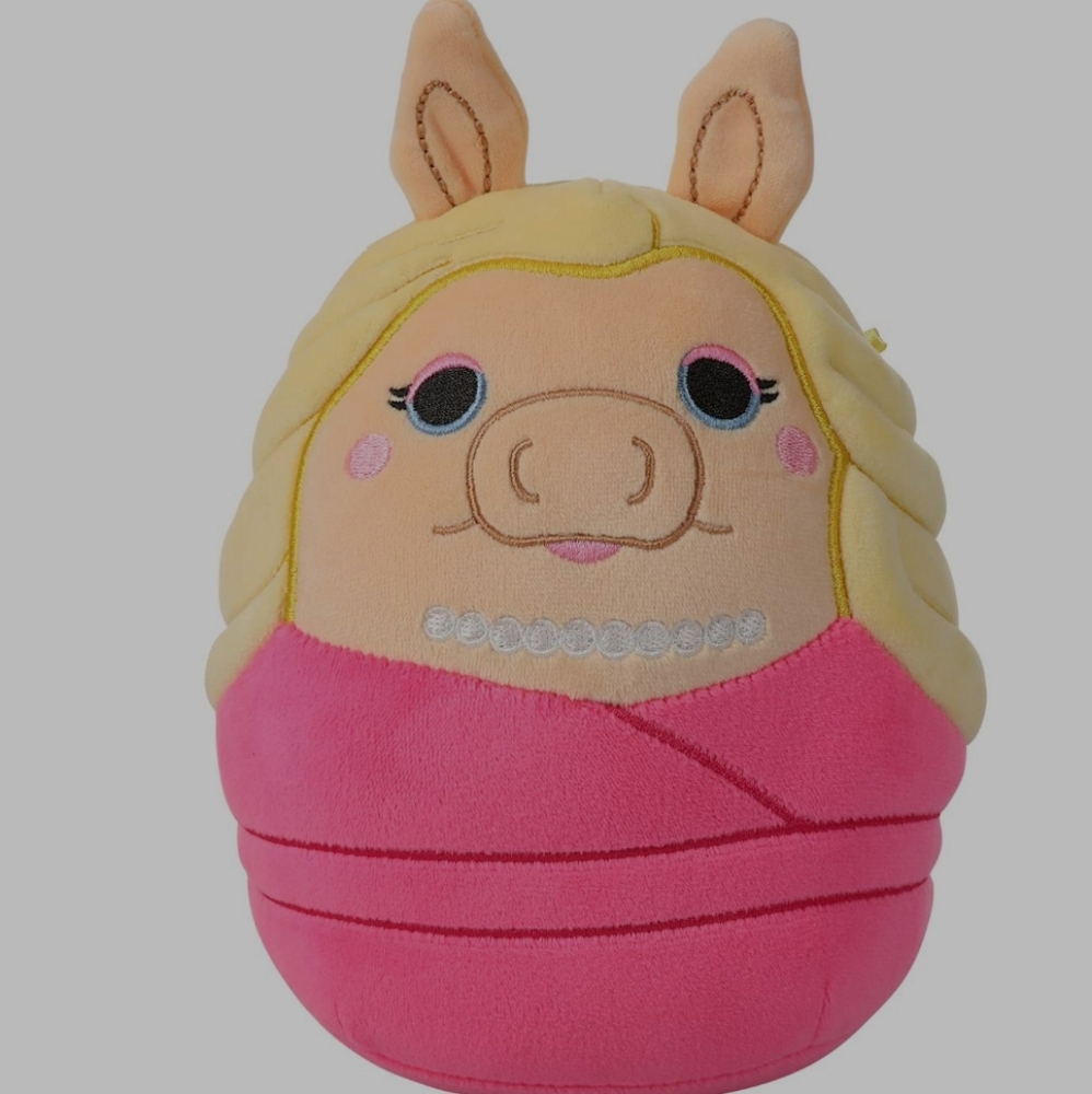 Miss Piggy - The Muppets™ Squishmallows™ 6.5in